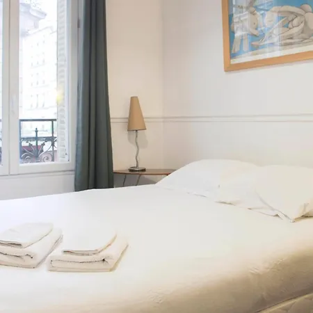 Bright In The Heart Of For 4 People Apartment Paris