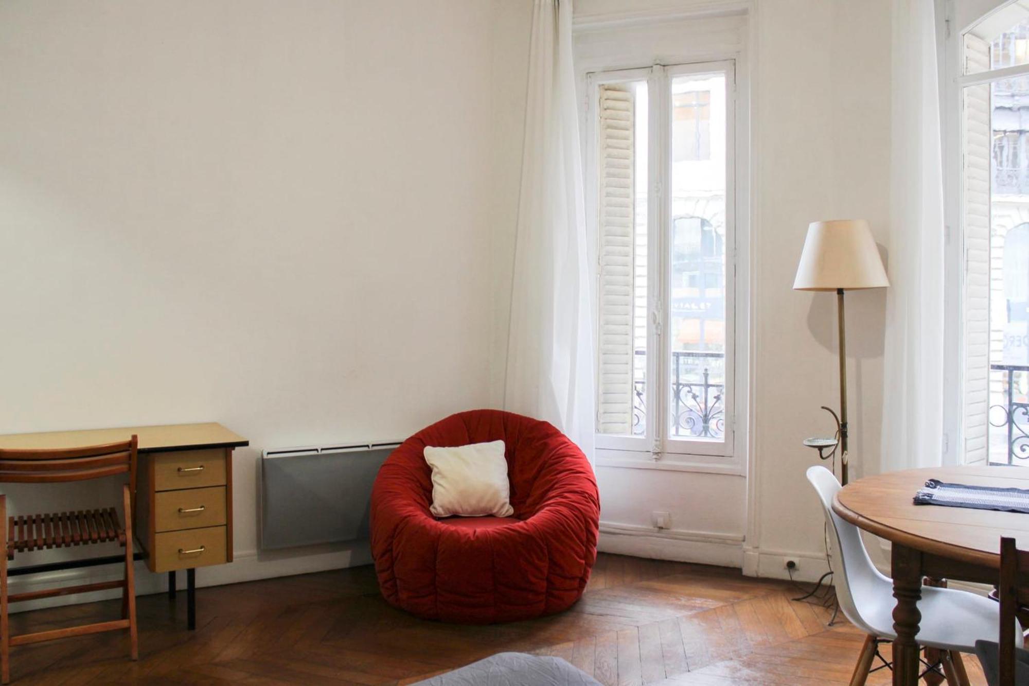 Apartment Bright In The Heart Of For 4 People Paris